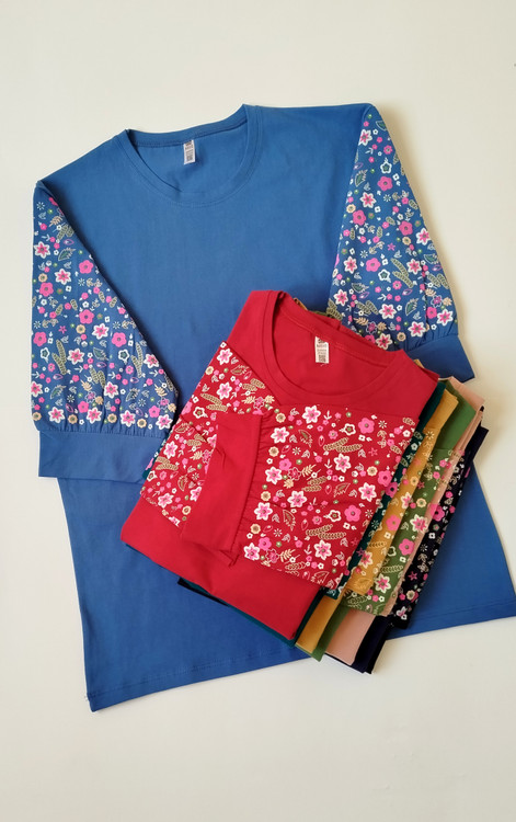 تیشرت شکوفه ریز زنانه