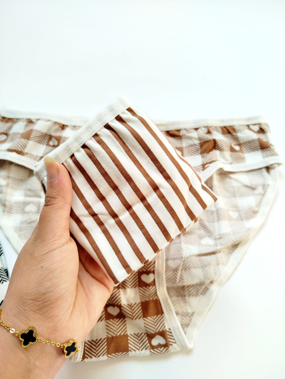 خرید شورت نخی زنانه