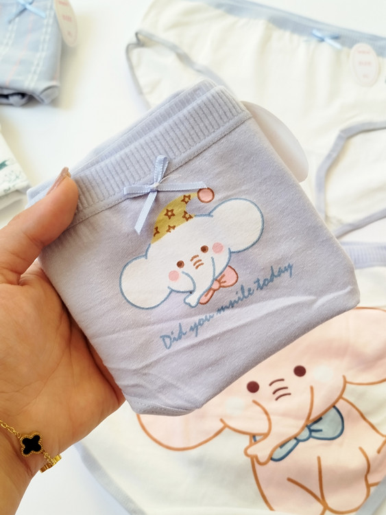 شورت طرح فیل زنانه